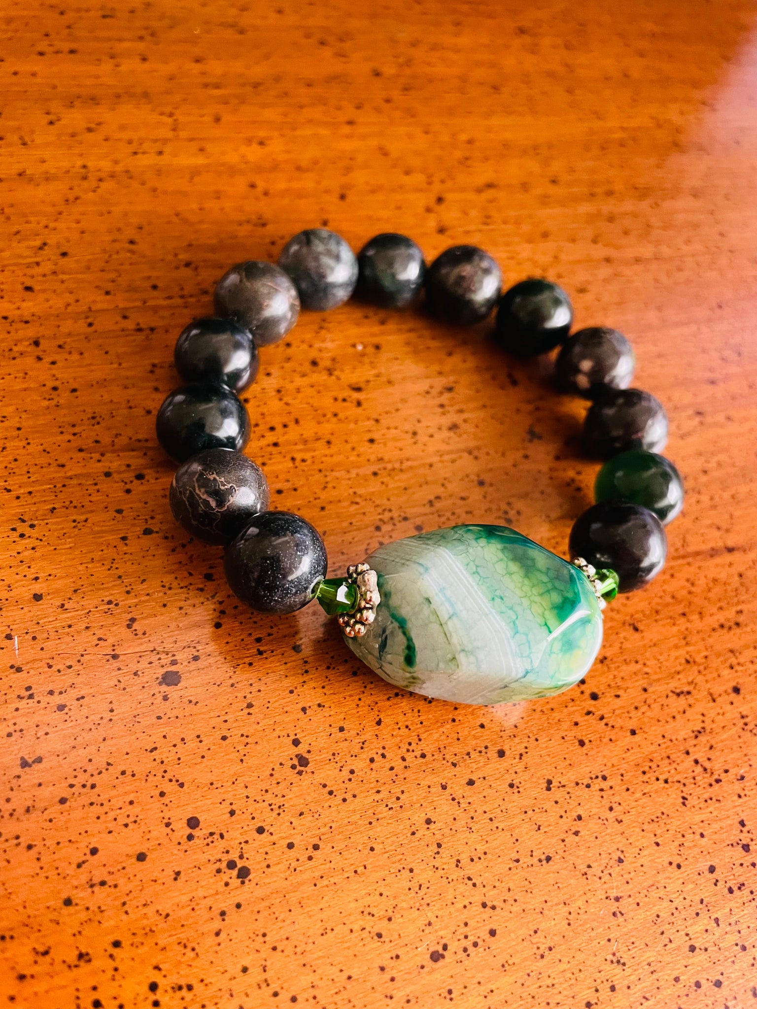 Black & green jade (agate focal) chunky